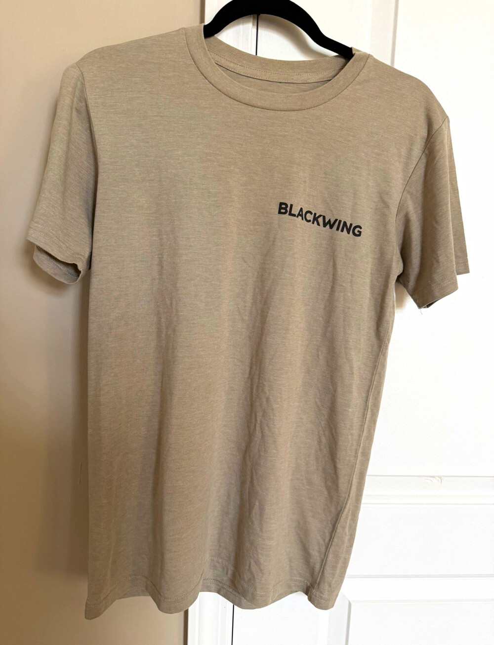 Blackwing Men’s Beige Smiley Logo Graphic Crew Neck SS 100% Cotton T-Shirt S